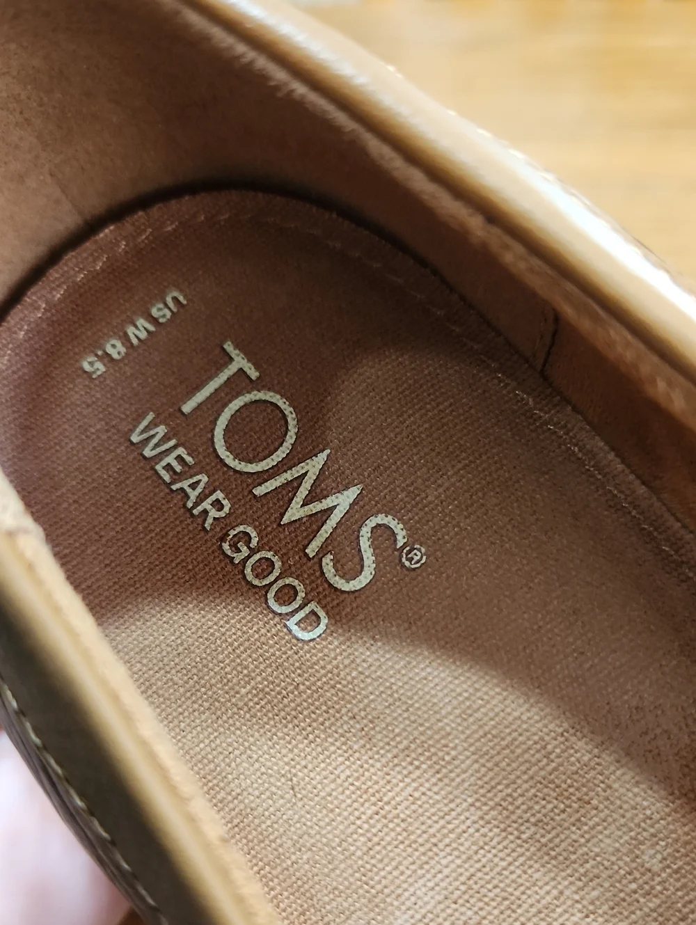 Toms Tan Leather Penny Loafers Size 8.5